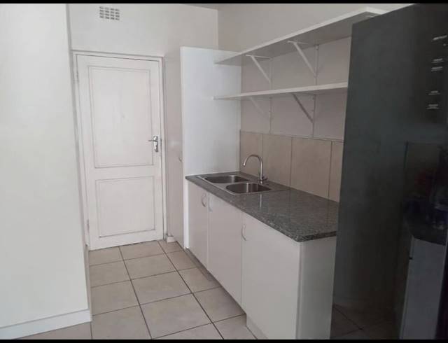 2 BEDROOM PROPERTY TO RENT IN STELLENDALE